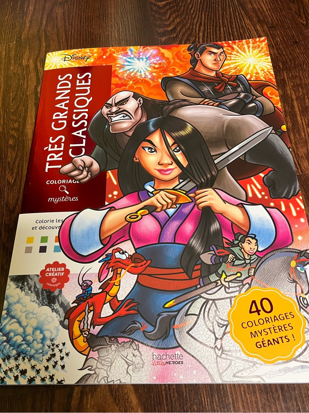 Disney Très Grands Classiques Coloriages Mystrèrea - Mystery Colouring Book